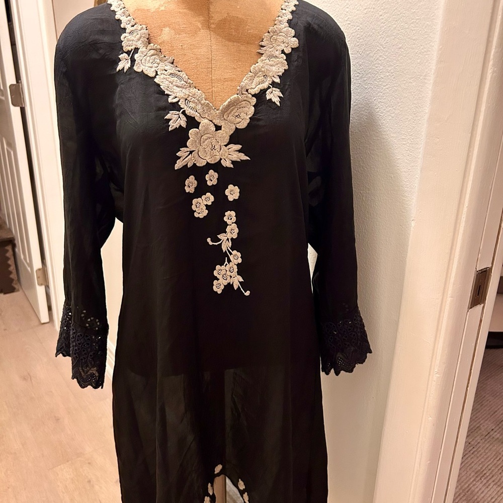 Johnny Was Black Top with White Floral Embroidery